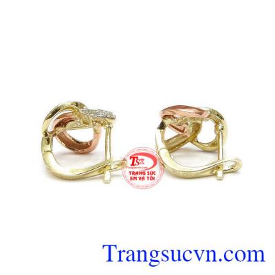  Sản phẩm có thể kết hợp cùng nhiều trang sức và trang phục khác nhau.