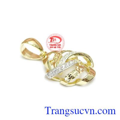 Các chi tiết được kết hợp với nhau cách hài hòa.