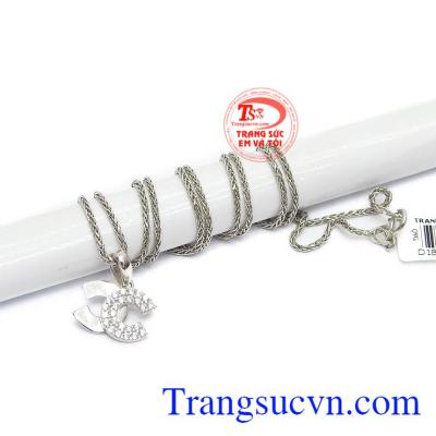 Sản phẩm bảo hành uy tín, giao hàng toàn quốc. Bộ trang sức channel Hàn Quốc tỏa sáng