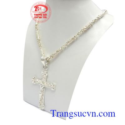 Bộ Dây Chuyền Thánh Giá Bạc Tinh Xảo đeo tinh tế, phong cách, mang lại may mắn và bình an cho người đeo