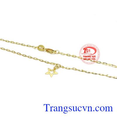 Lắc chân đẹp vàng 10k được thiết kế với các chi tiết hóa, ngôi sao và giọt nước tinh tế.