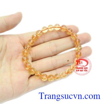 Người tập yoga chuyên nghiệp tin rằng thạch anh vàng có tác động lớn đến hệ tiêu hóa, giúp cơ thể khỏe mạnh.