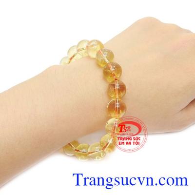 Chuỗi tay thạch anh vàng hợp mệnh giúp người dùng tăng cường trí nhớ, cải thiện hệ tiêu hóa.