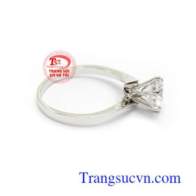 Nhẫn nữ vàng trắng 14k tinh xảo, độc đáo, đeo hợp phong cách