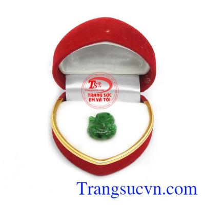 Ngọc phỉ thúy thiên nhiên