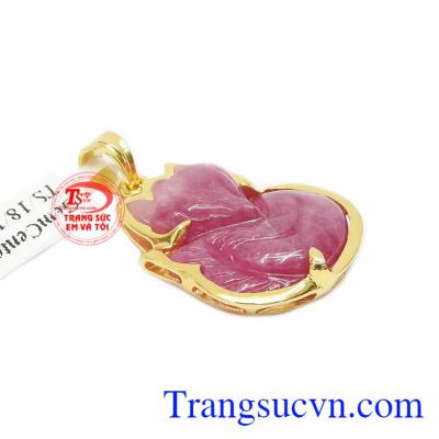  Sản phẩm được chế tác từ vàng 14k sáng bóng, bền đẹp. Mặt dây hồ ly ruby đẹp