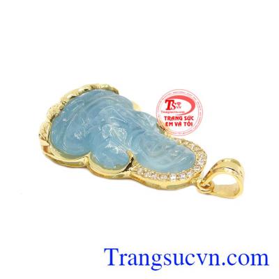 Sản phẩm chạm khắc tinh tế, đẹp mắt thích hợp làm quà tặng cho người thân và bạn bè.