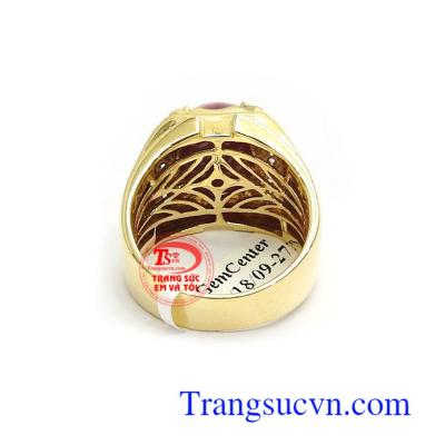 Nhẫn nam Ruby sao thịnh vượng là chiếc nhẫn tượng trưng cho Mặt Trời, quyền lực, tự do, may mắn và vui vẻ