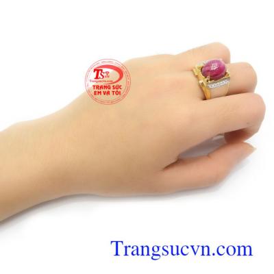 Ruby sao đeo hợp mệnh sẽ có tác dụng mang lại sức khỏe, sự may mắn, sự hưng vượng cho người đeo