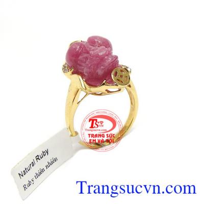 Nhẫn ruby tỳ hưu công danh