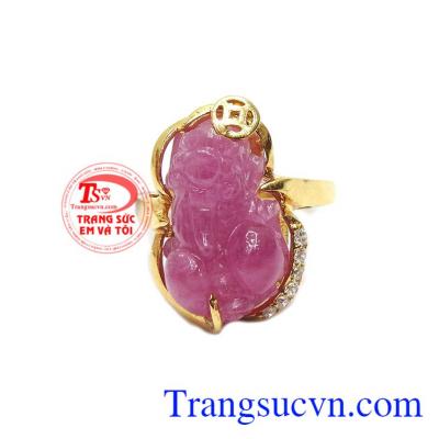 Nhẫn tỳ hưu ruby thành công được bọc vàng 14k