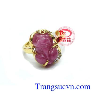 Nhẫn tỳ hưu ruby hưng thịnh là sản phẩm đá ruby, có giấy chứng nhận đá thiên nhiên