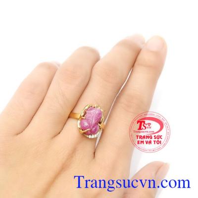 Nhẫn nữ tỳ hưu 