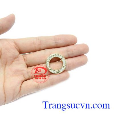 Sản phẩm bảo hành uy tín, giao hàng toàn quốc. Mặt dây tròn mới lạ