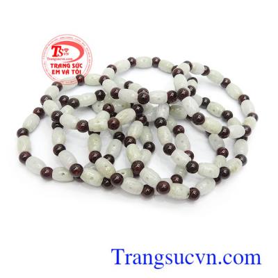 Chuỗi tay cẩm thạch kết hợp Granat phong cách
