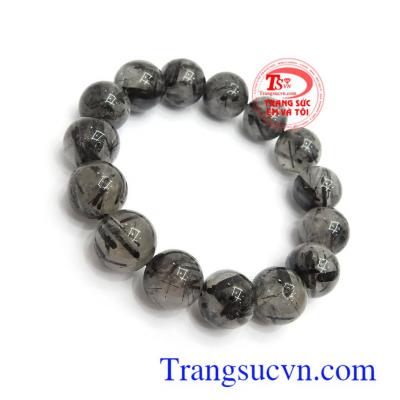 Chuỗi tay thạch anh tóc đen 14 ly hợp mệnh mang đến cho người đeo sự may mắn, thịnh vượng và tài lộc.