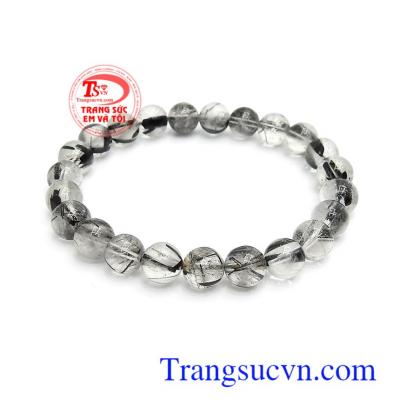 Chuỗi thạch anh tóc thịnh vượng 8 ly có tác dụng giúp con người tránh khỏi tà khí, mang lại may mắn và thành công trong cuộc sống