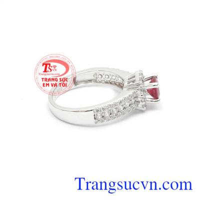Nhẫn nữ vàng gắn đá quý ruby thiên nhiên