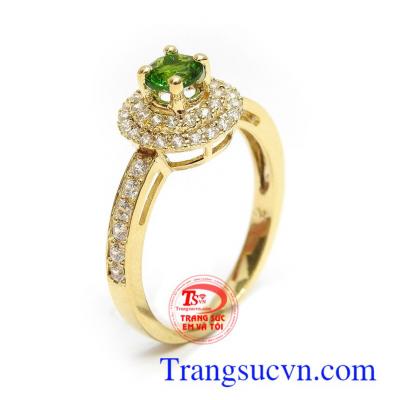 Nhẫn nữ Diopside bình an