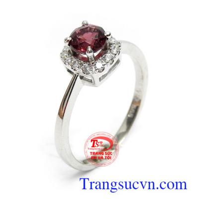Nhẫn vàng trắng Granet Quyền Lực vàng 14k bền đẹp, sang trọng