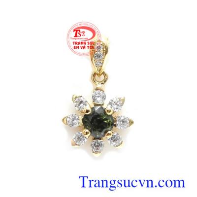 Mặt dây Sapphire xinh xắn