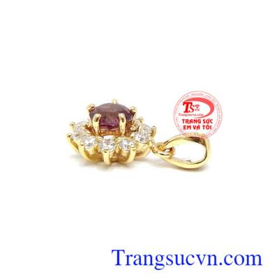 Mặt dây chuyền Granat thời trang đeo hợp thời trang và phong thủy
