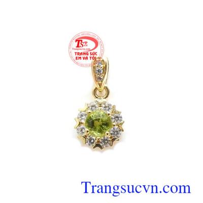 Mặt dây chuyền Peridot tài lộc