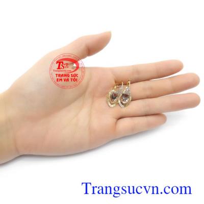 Hoa tai vàng 18k thương hiệu Em và Tôi uy tín, chất lượng, bảo hành 12 tháng
