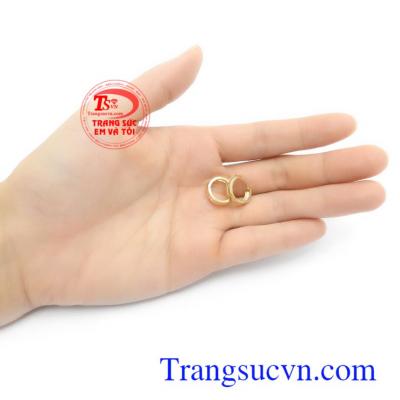 Hoa tai vàng 18k tinh xảo, sắc nét