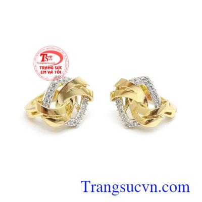 Hoa tai vàng tây quý phái là món quà tuyệt vời dành tặng người bạn yêu thương