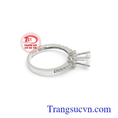 Nhẫn nữ vàng trắng 18k xinh xắn là món quà tuyệt vời dành tặng cho người yêu thương những dịp ý nghĩa