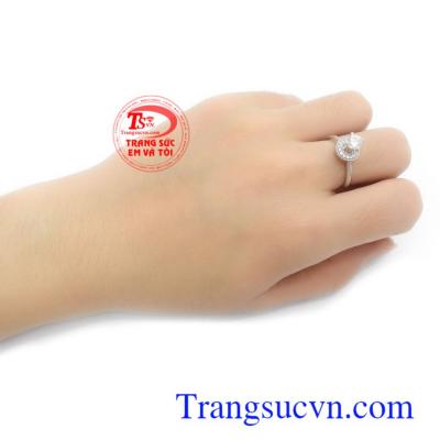 Nhẫn vàng trắng 18 tinh tế