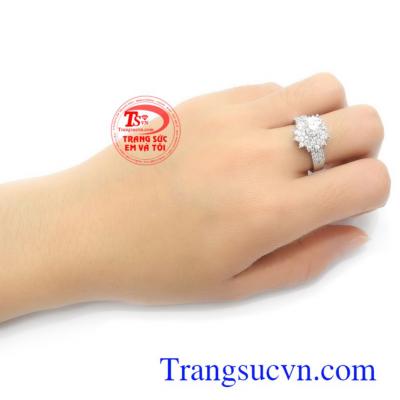 Nhẫn nữ 18k đính đá thời trang