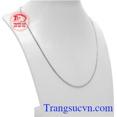 Dây chuyền nữ họa tiết vàng 10k được chế tác từ vàng trắng và nhập khẩu từ Italy.