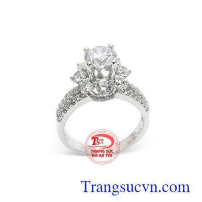 Nhẫn nữ vàng trắng thanh lịch