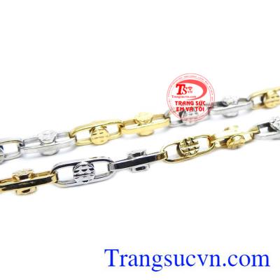 Dây chuyền nam được nhập khẩu từ Italy, bảo hành uy tín, giao hàng toàn quốc.