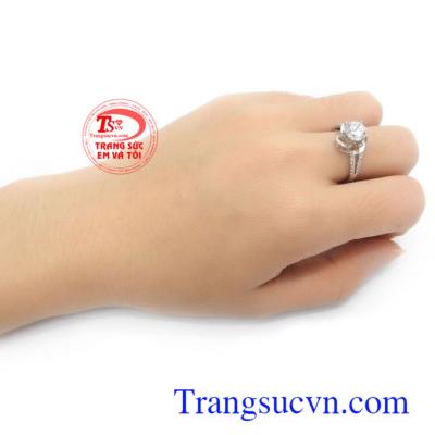 Nhẫn nữ vàng tây đính đá phong cách quý phái