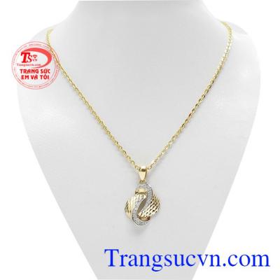 Bộ trang sức nữ quý phái