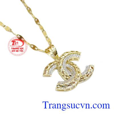 Sản phẩm thích hợp làm quà tặng cho người thân và bạn bè. Bộ trang sức nữ channel Hàn Quốc