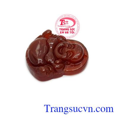 Phật di lặc với dáng vẻ hiền hòa, miệng luôn tươi cười, ngài đi đến đâu ở đó không còn giận, buồn phiền, áp lực hay căng thẳng