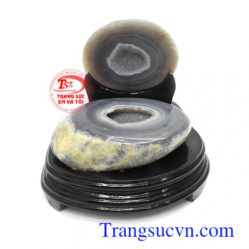 Tụ bát bảo mã não tài lộc 