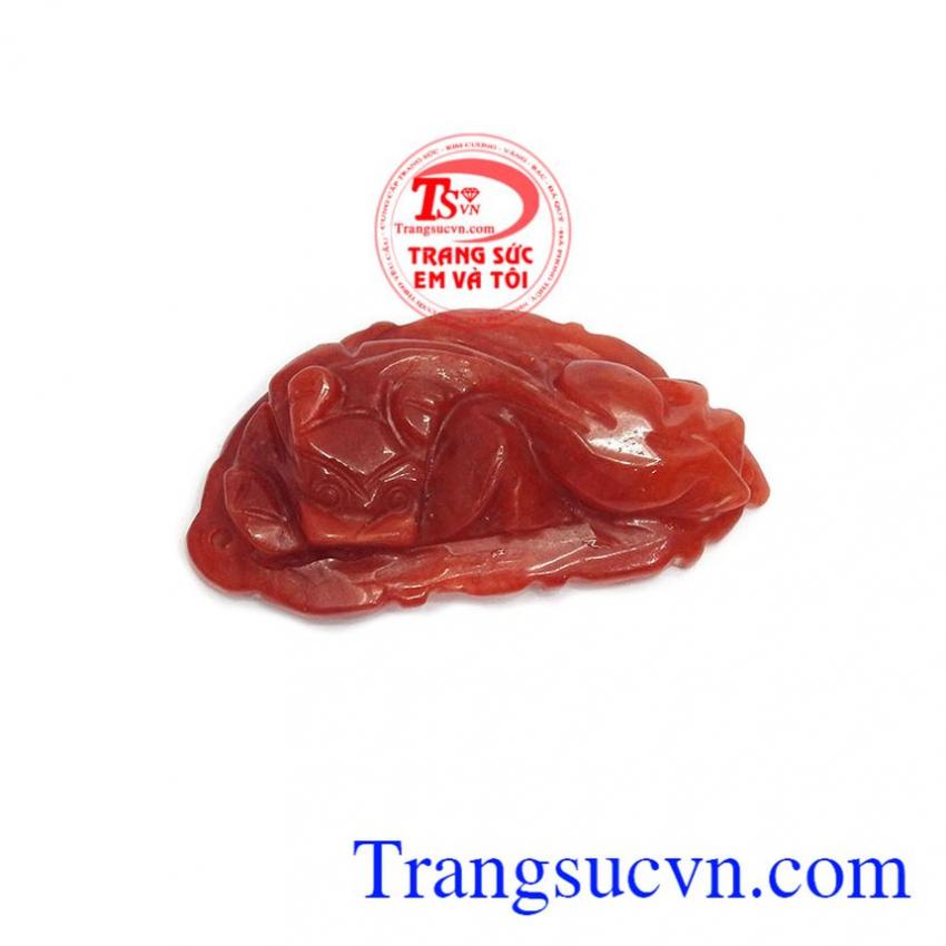 Chúa sơn lâm ngọc cẩm thạch