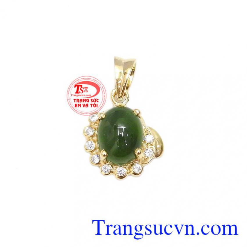 Mặt dây nepherite kiêu sa