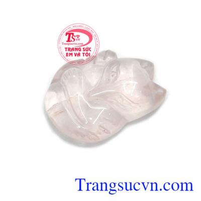 Sản phẩm thạch anh hồng thiên nhiên, được chạm khắc tinh tế, đẹp