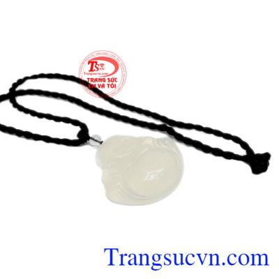 Mặt phật có thể kết hợp cùng dây dù để làm dây đeo hoặc bọc vàng, bọc bạc đảm bảo độ bền đẹp cho sản phẩm