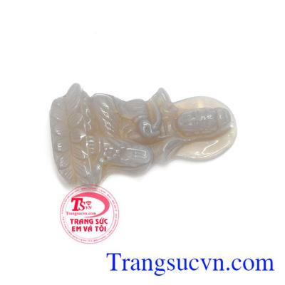 Phật Quan Âm trong phong thủy là biểu tượng cho sự may mắn, lòng nhân hậu