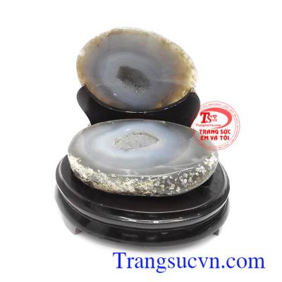 Tụ bát bảo phong thủy thịnh vượng với ý nghĩa tích tụ năng lượng vào bên trong, chiêu tài - phát lộc, tiêu trừ hung khí, gia tăng cát khí