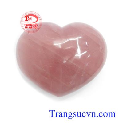 Ngoài ra, thạch anh hồng còn có tác dụng với các bệnh hệ thần kinh và hệ tim mạch, chống lại stress, dập tắt những cơn nóng giận, phiền muộn