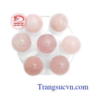 Thất tinh trận thạch anh hồng phù hợp cho gia chủ mệnh Hỏa và Thổ