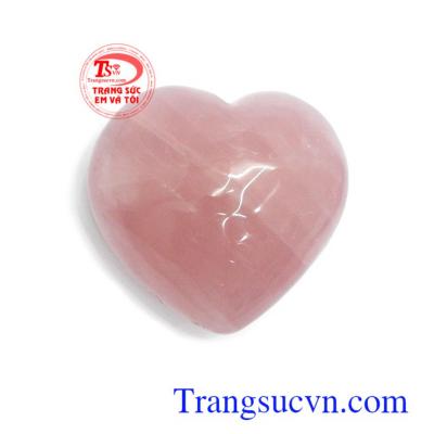 Trái tim thạch anh hồng thủy chung thể hiện tình yêu lãng mạn sự quan tâm sâu sắc